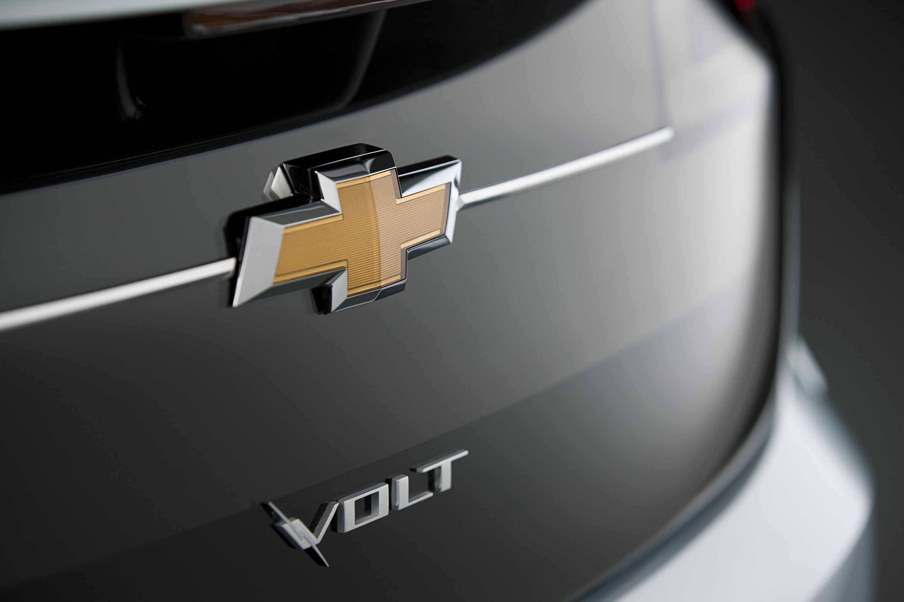2011-chevrolet-volt_02.jpg