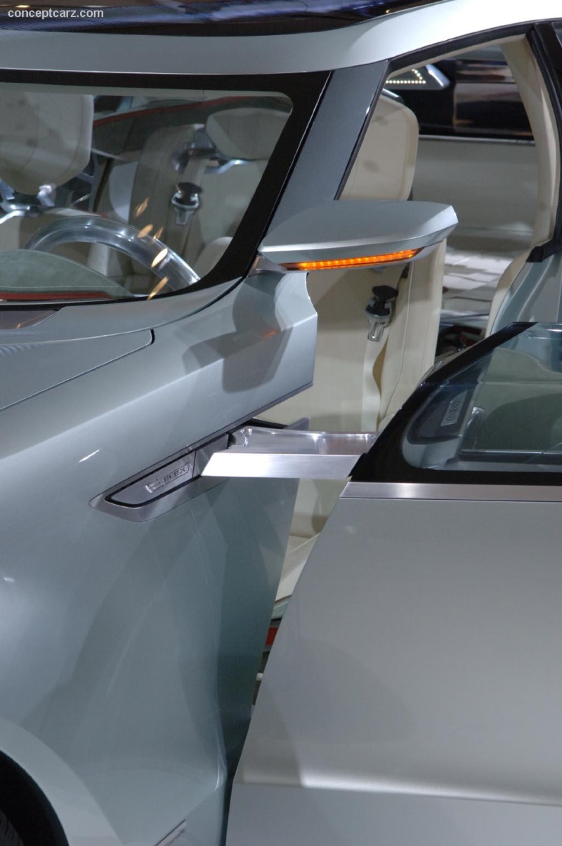 Chevy_Volt_Concept_ZA_DV-07_DAS_03-800.jpg