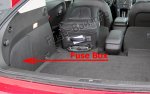 Chevrolet-Volt-2011-2015_tr_fuse_box_location.jpg